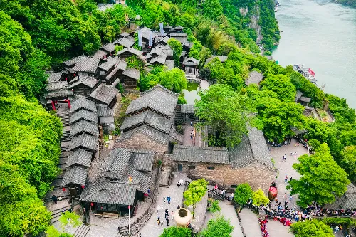 Ba King Village