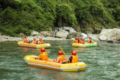 Shennong Stream Rafting