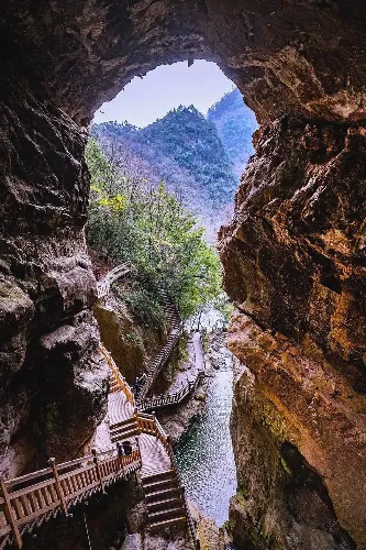 Tianqiao (Natural Bridge)