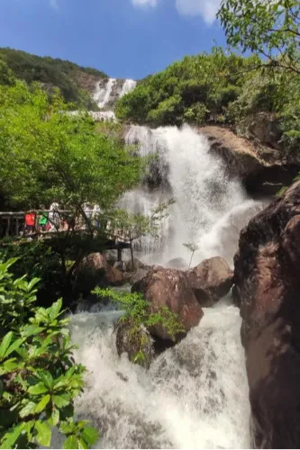 Baishuizhai Viewing Platform - Roaring Waterfall Platform