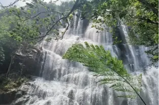 Qianlonggou Grand Waterfall