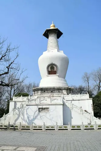 白塔
