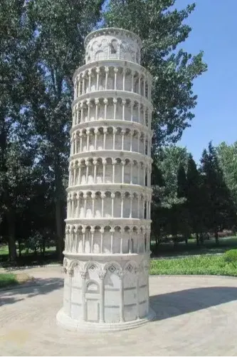 Leaning Tower of Pisa