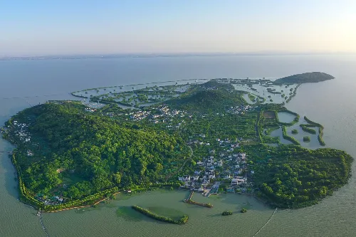 Taihu Lake Fairy Island