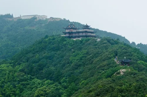 穹窿山