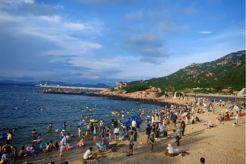 Lingding Beach